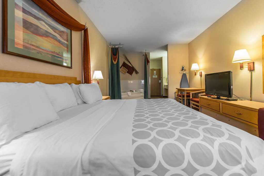 Quality Inn & Suites West Pueblo Camera foto